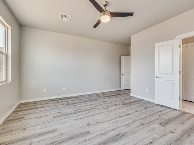 Building Photo - Beautiful New Construction Home in Edmond/...