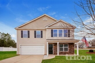 Building Photo - 104 Shadow Woods Rd