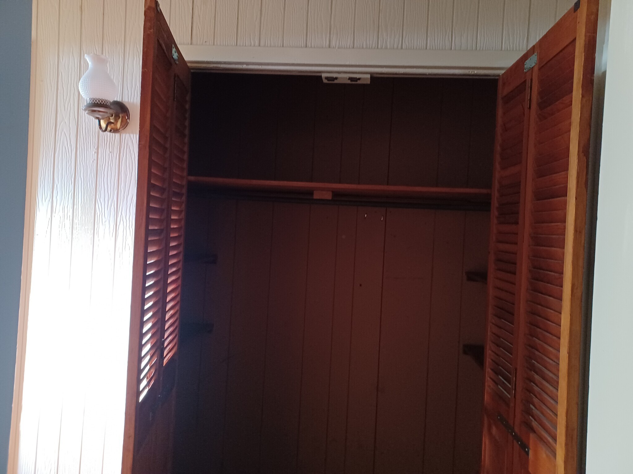 Building Photo - 1719 Oakley Ct