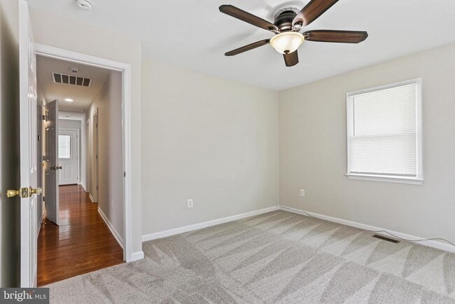 Building Photo - 1205 Whitman Dr