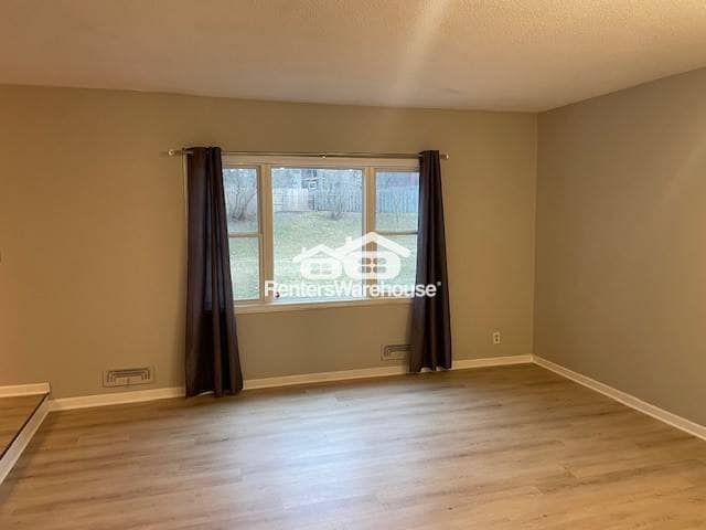 Building Photo - 651 Croixwood Pl