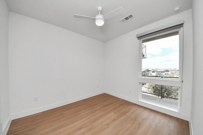 Building Photo - 2810 Riverby Rd