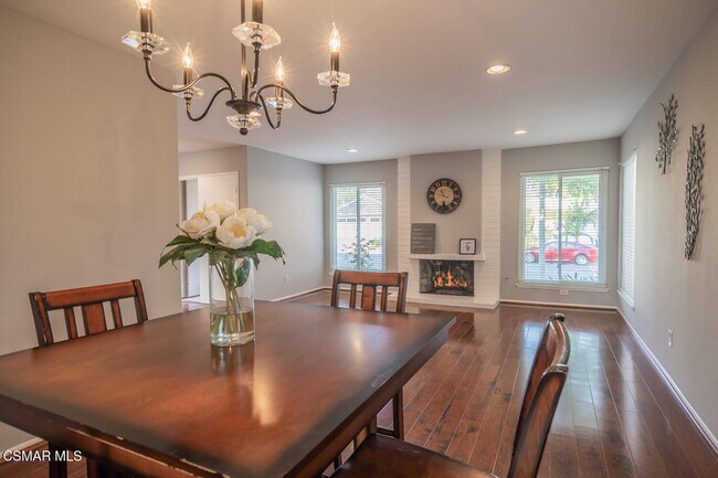 Building Photo - 3065 Starling Ave