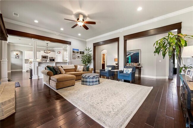 Building Photo - 4502 NE Birchgrove Pl