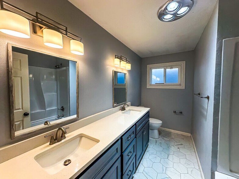 Building Photo - 6916 Polvadera Dr