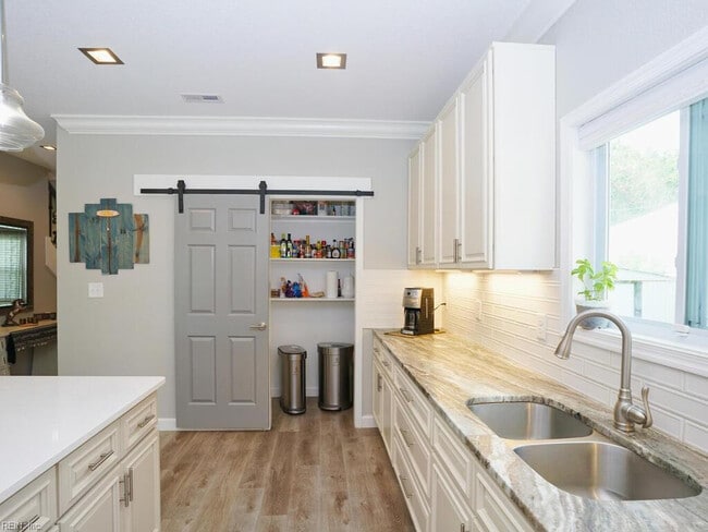 Building Photo - 1849 Steve Ln