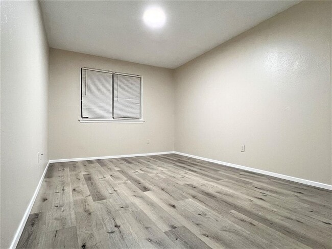 Building Photo - 2130 Greenbriar Colony Dr