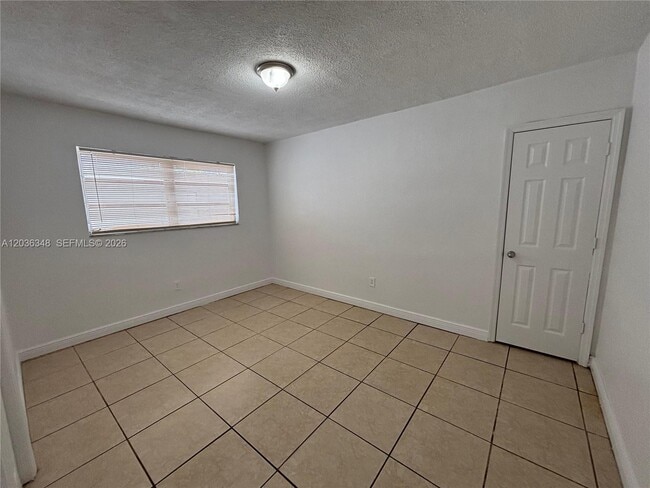 Building Photo - 8287 NE Miami Ct