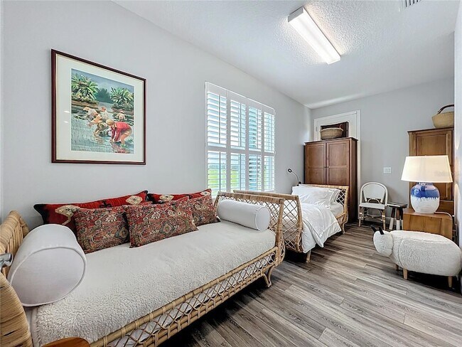 Building Photo - 10224 South Bay Lake Rd