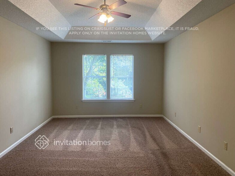 Building Photo - 1136 Briarmore Dr
