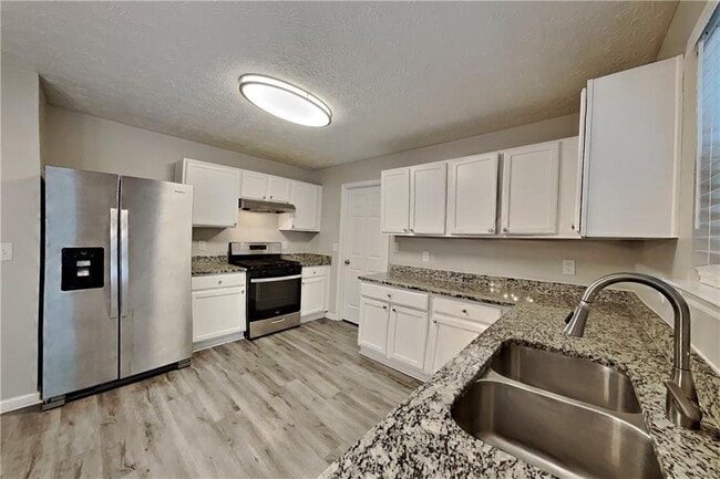 Building Photo - 4557 Darrowby Dr