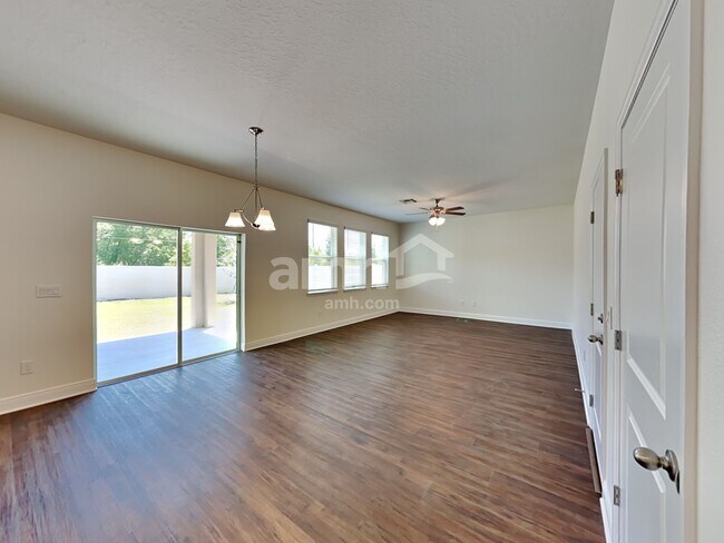 Building Photo - 854 Heavenly Dr