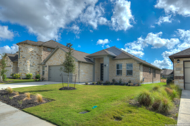 Building Photo - 118 Cordova-