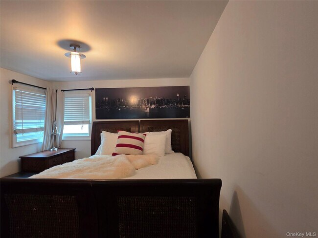 Building Photo - 34 Trenton Ave