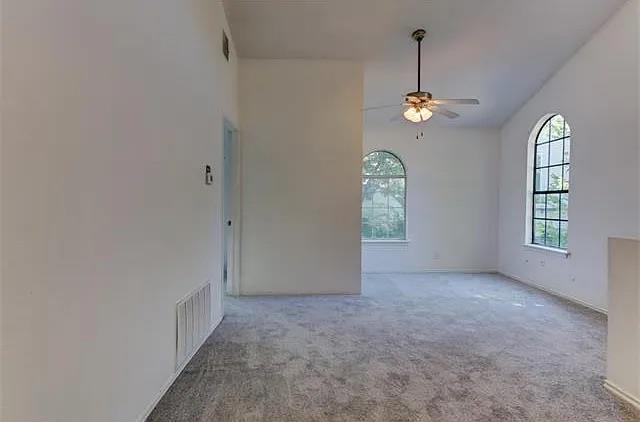 Building Photo - 2814 Gonzales St