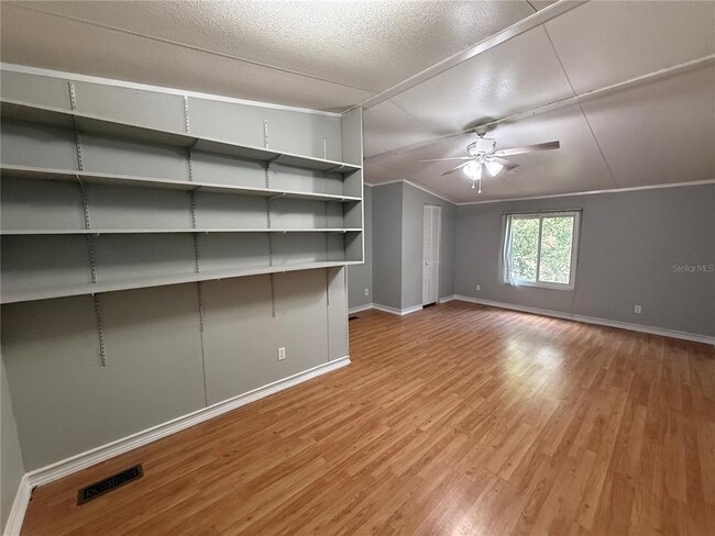 Building Photo - 3209 NW 128th Ln