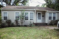 Building Photo - Mockingbird Realty 155