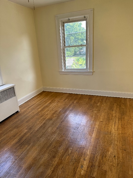 Building Photo - 27 Treno St