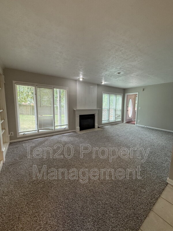 Building Photo - 3812 Wingate Dr