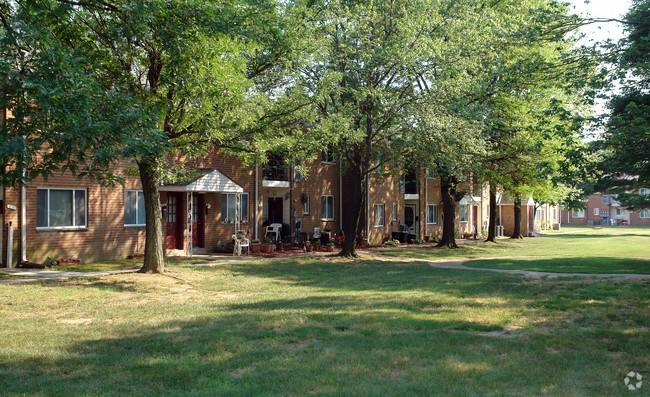 Building - Timber Cove Apartments