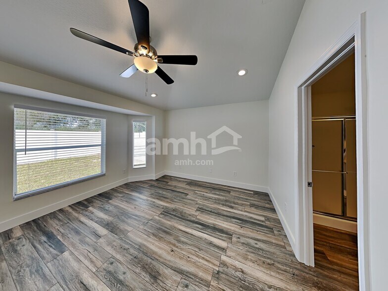 Building Photo - 12806 Adventure Dr