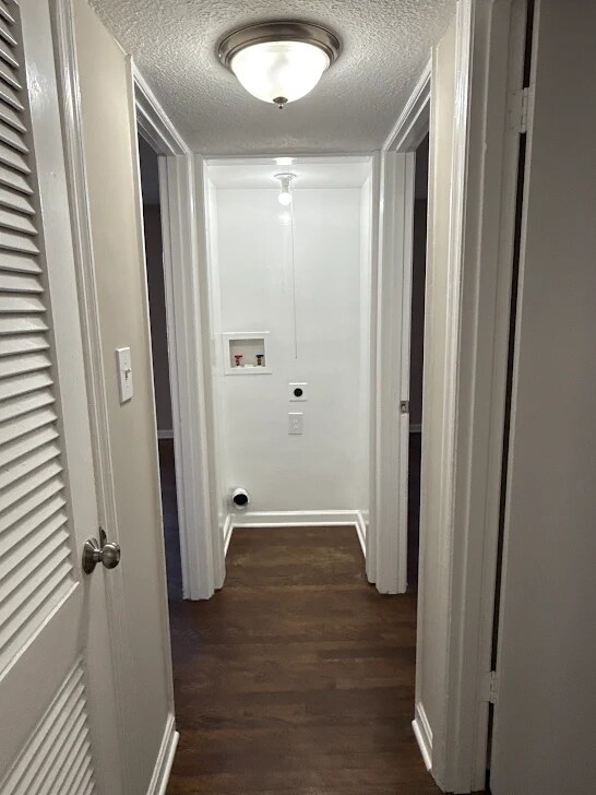 Building Photo - 135 E Hill St