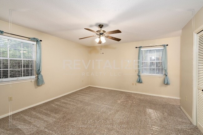 Building Photo - Charming 3 Bed 2 Ba Home Close to Saraland