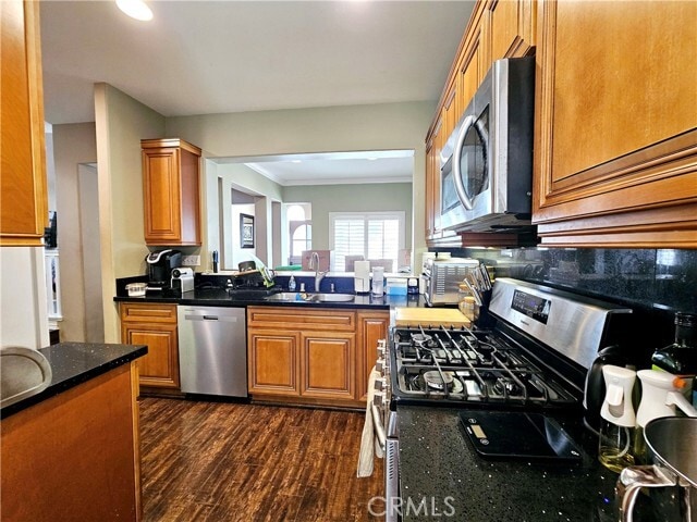 Building Photo - 53 Middlebury Ln