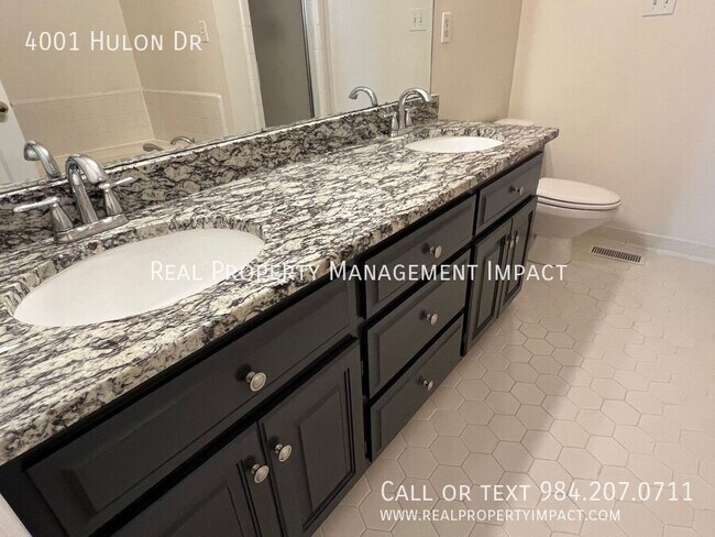 Building Photo - 4001 Hulon Dr