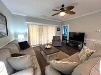 Building Photo - Furnished 2 Bedroom, 2 Bath Condo at Magno...