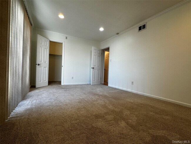 Building Photo - 79 Bailey Ct