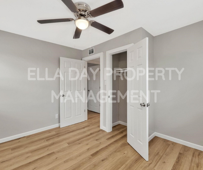 Building Photo - 2505 N Chautauqua Ave