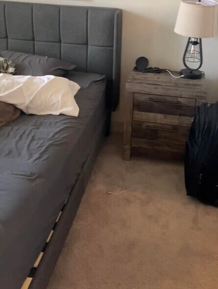 Building Photo - 6125 E Indian School Rd