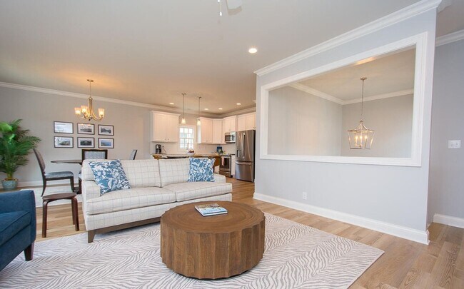 Building Photo - Norton Commons Fully Furnished Condo for Rent!