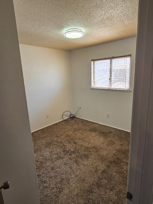 Building Photo - 1807 Camino La Canada