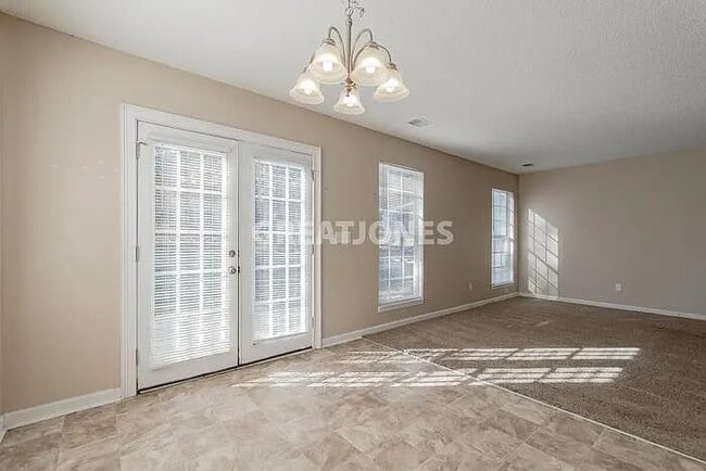 Building Photo - 224 Bridleridge Rd
