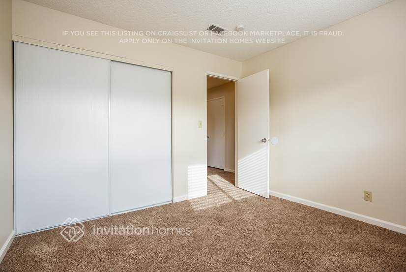 Building Photo - 2126 Mendocino Dr