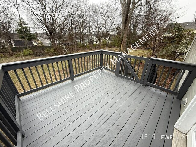 Building Photo - 1519 Jewel St