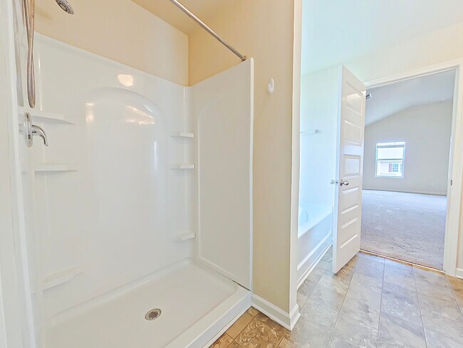 Building Photo - 156 Sims Ct
