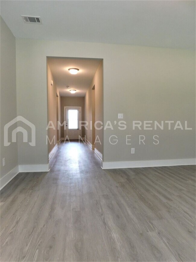 Building Photo - 15531 Crimson Rdg Cir