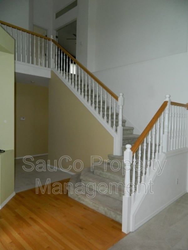 Building Photo - 15392 NW Dane Ln