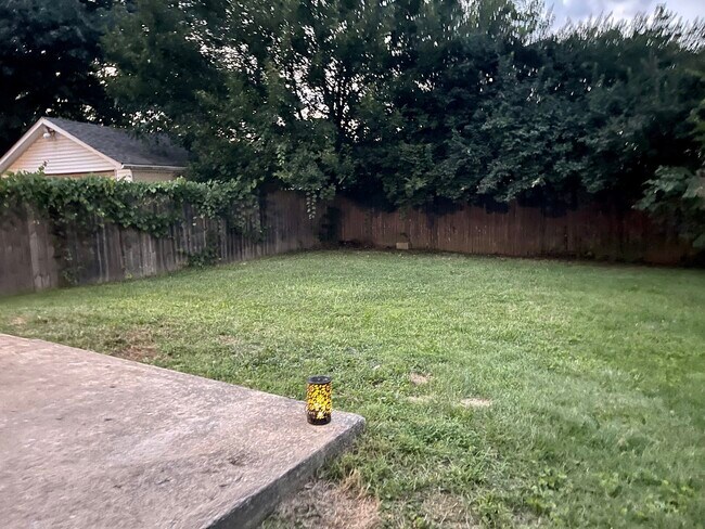 Building Photo - 1614 Humphrey Ave