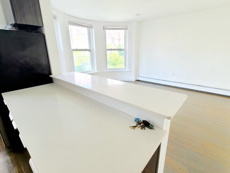 Building Photo - 49 Massachusetts Ave