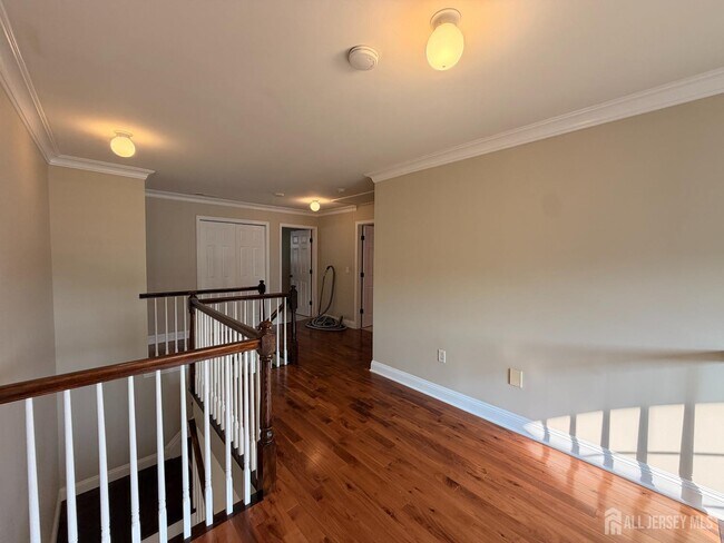 Building Photo - 87 Timberhill Dr