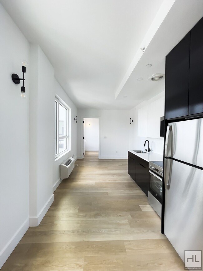 Building Photo - Crown Heights / Brooklyn / Sunlit 1-Bed 1-...