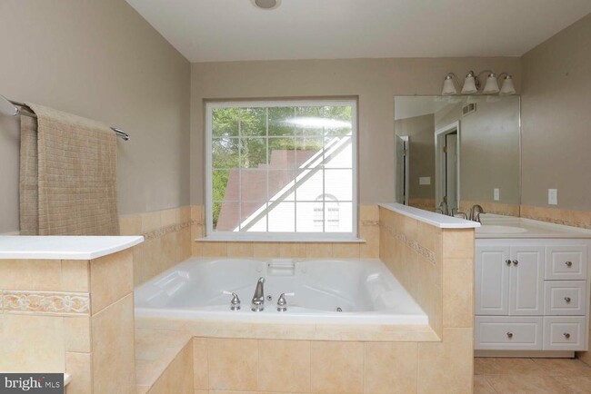 Building Photo - 4109 Gypsy Ln