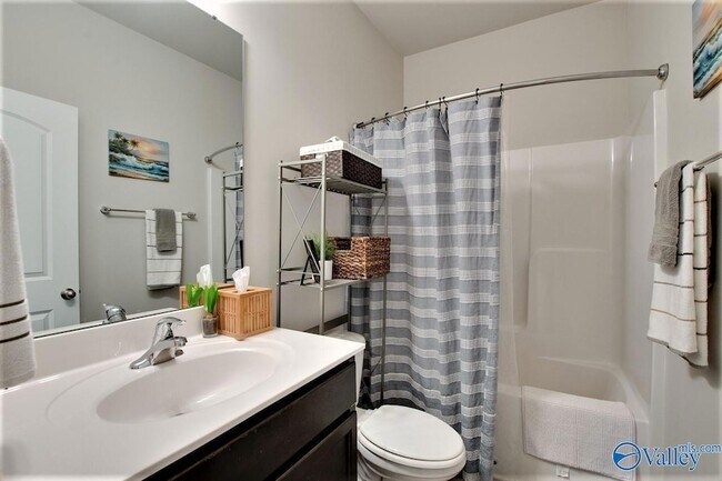 Building Photo - 155 Grey Fawn Trail