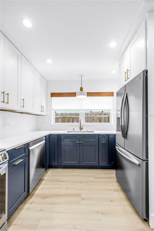 Building Photo - 412 Mira Vista Dr
