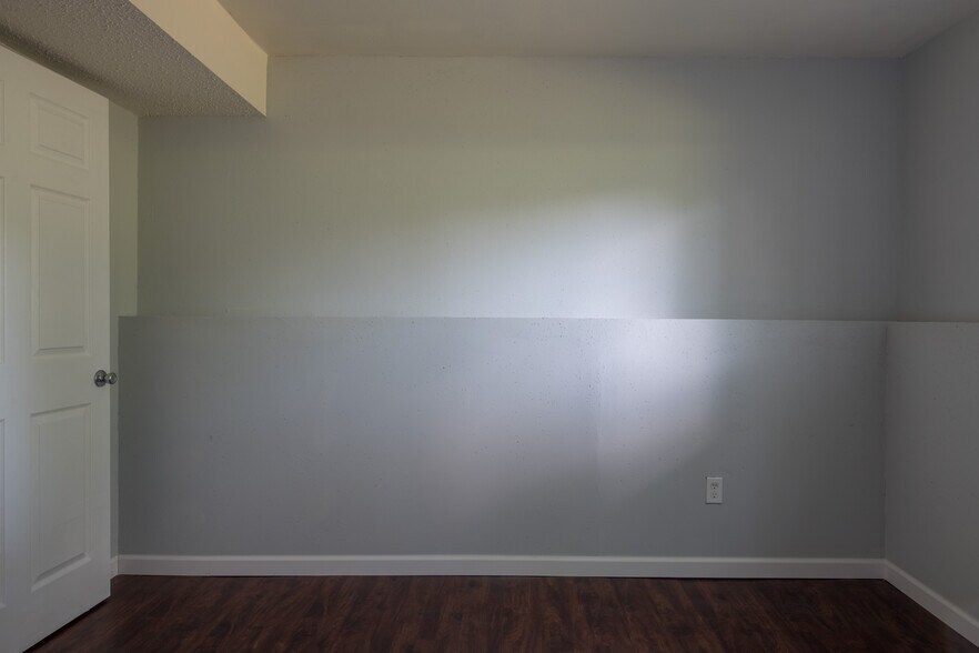 Building Photo - 11 Carriage Lane