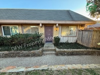 Building Photo - Inviting 3-Bedroom Condo with Fenced Backyard and Pool Access for LEASE in Irving, TX